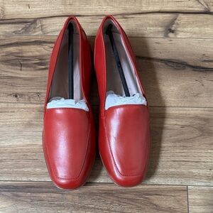 Easy Spirit Red Flats size 8.5
